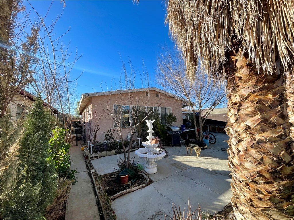 Property Photo:  38603 Friendly Avenue  CA 93550 