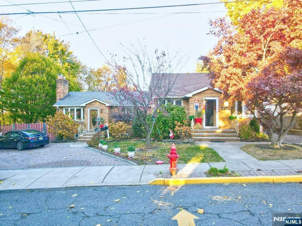 Property Photo:  15 Wagner Avenue  NJ 07057 