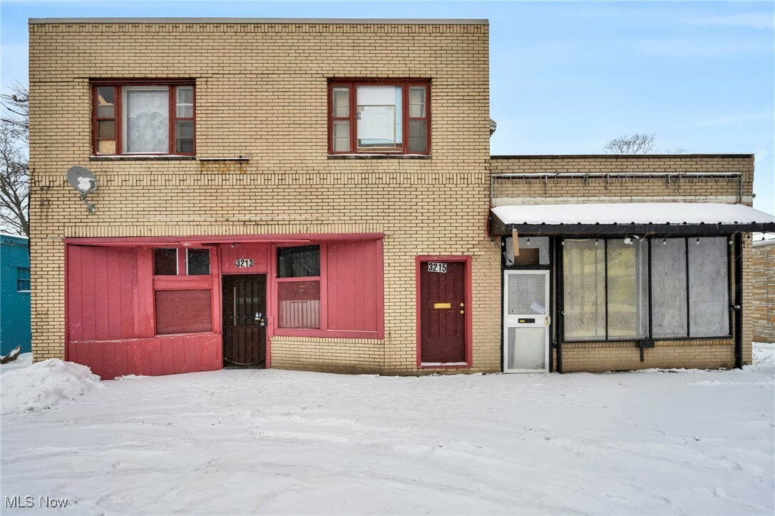 Property Photo:  3213 South Avenue  OH 44502 