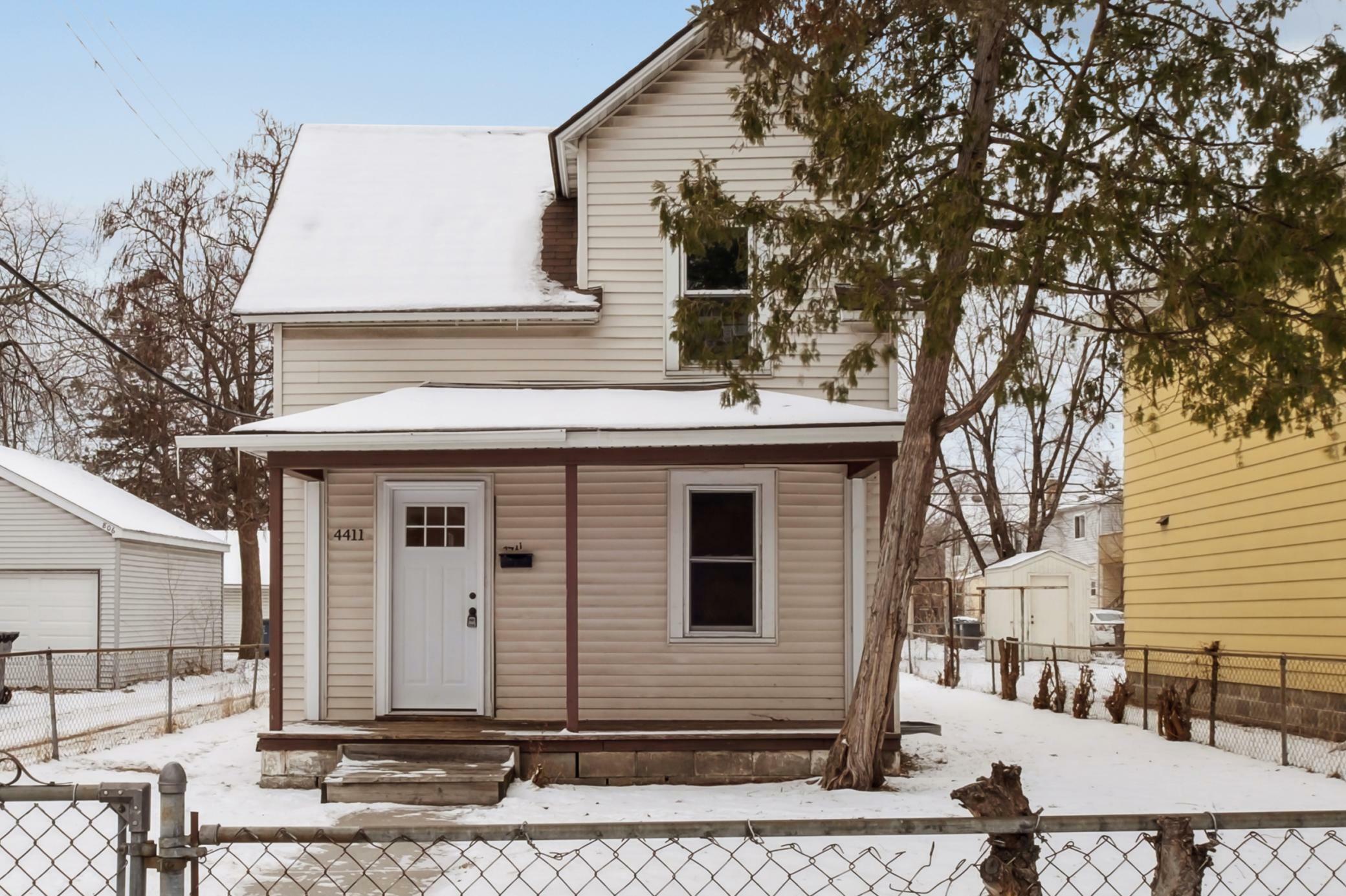 Property Photo:  4411 Aldrich Avenue N  MN 55412 