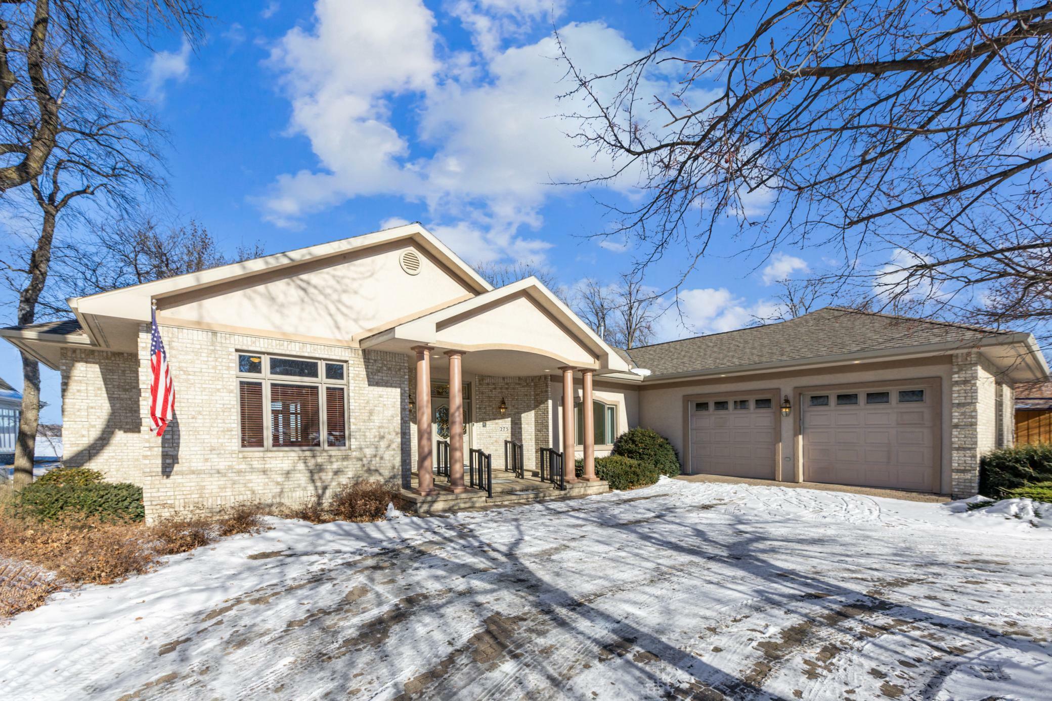 Property Photo:  275 Lake Avenue S  MN 56288 