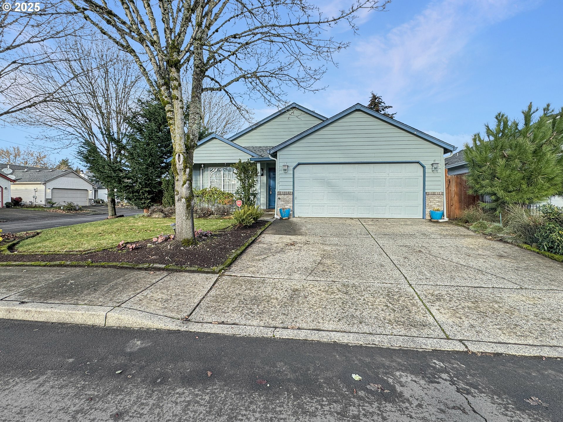 Property Photo:  17606 SE 22nd St  WA 98683 