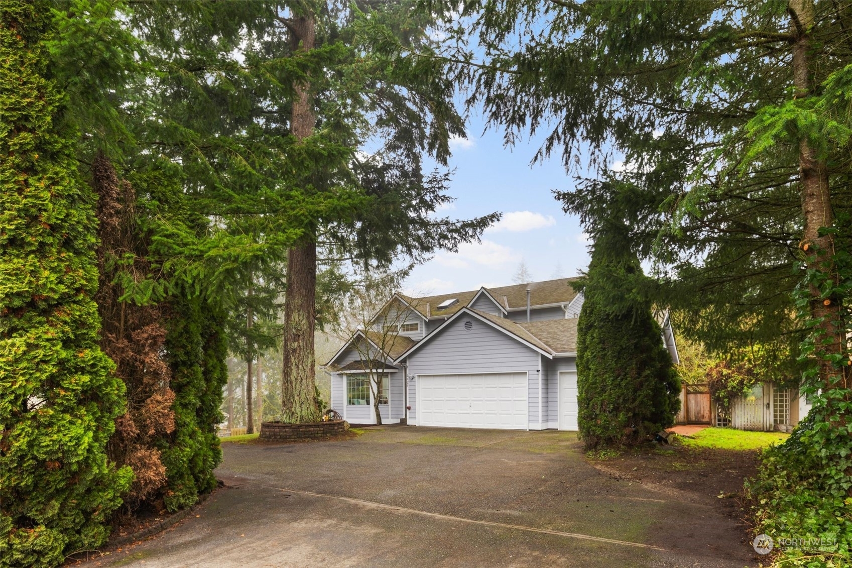 Property Photo:  2023  228th Avenue SE  WA 98075 