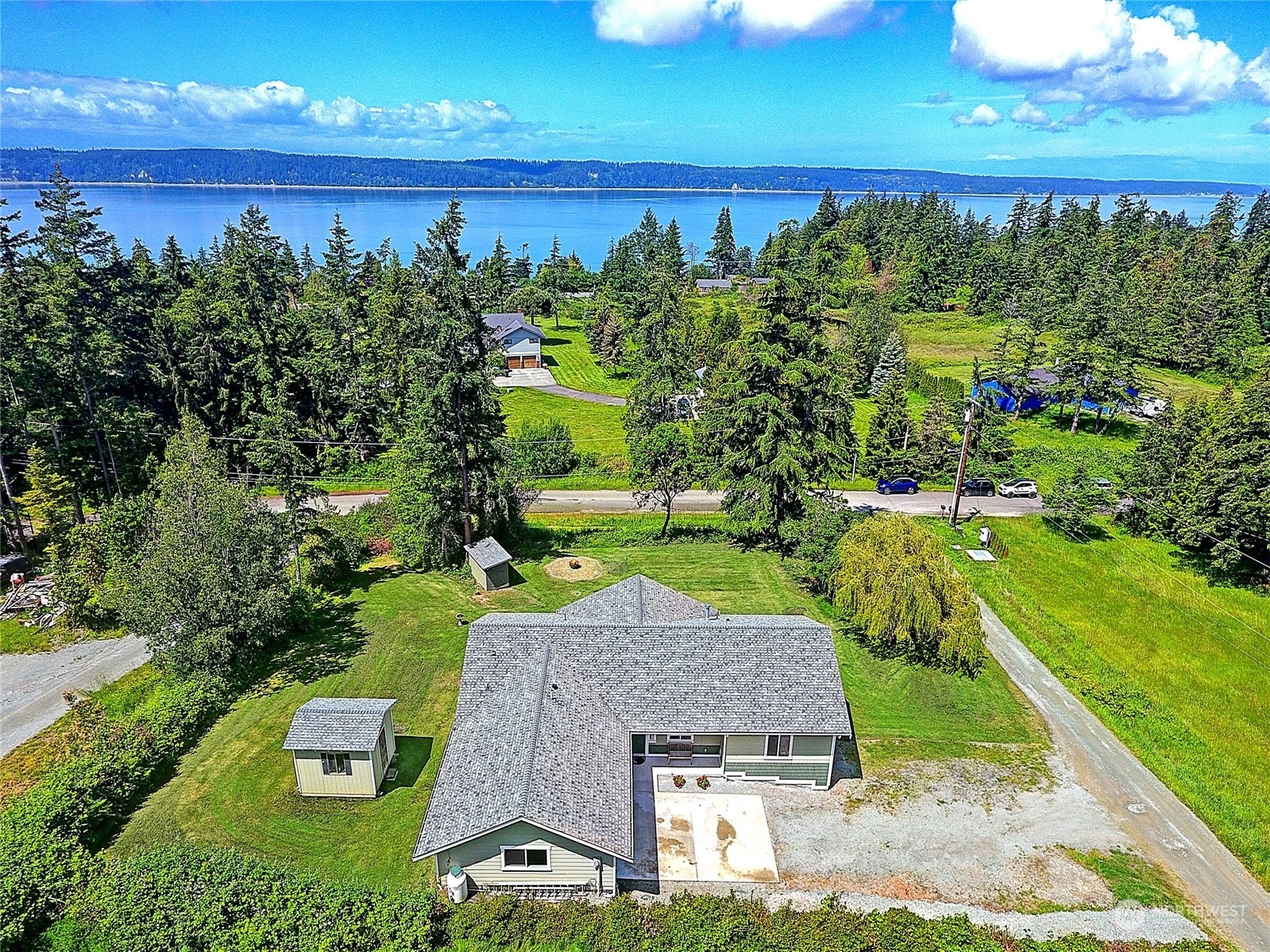 545  Rozeway Place  Camano Island WA 98282 photo