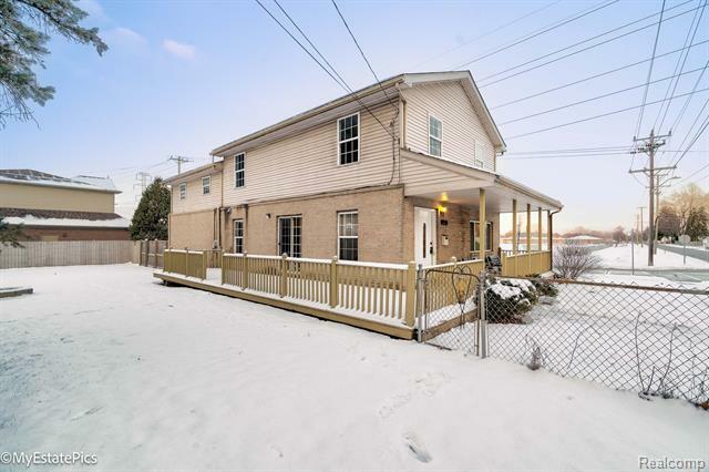 Property Photo:  23210 Mary Street  MI 48180 