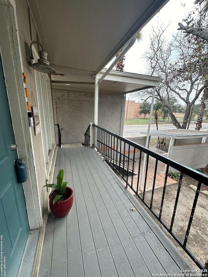 Property Photo:  255 E Rampart Dr 211  TX 78216 