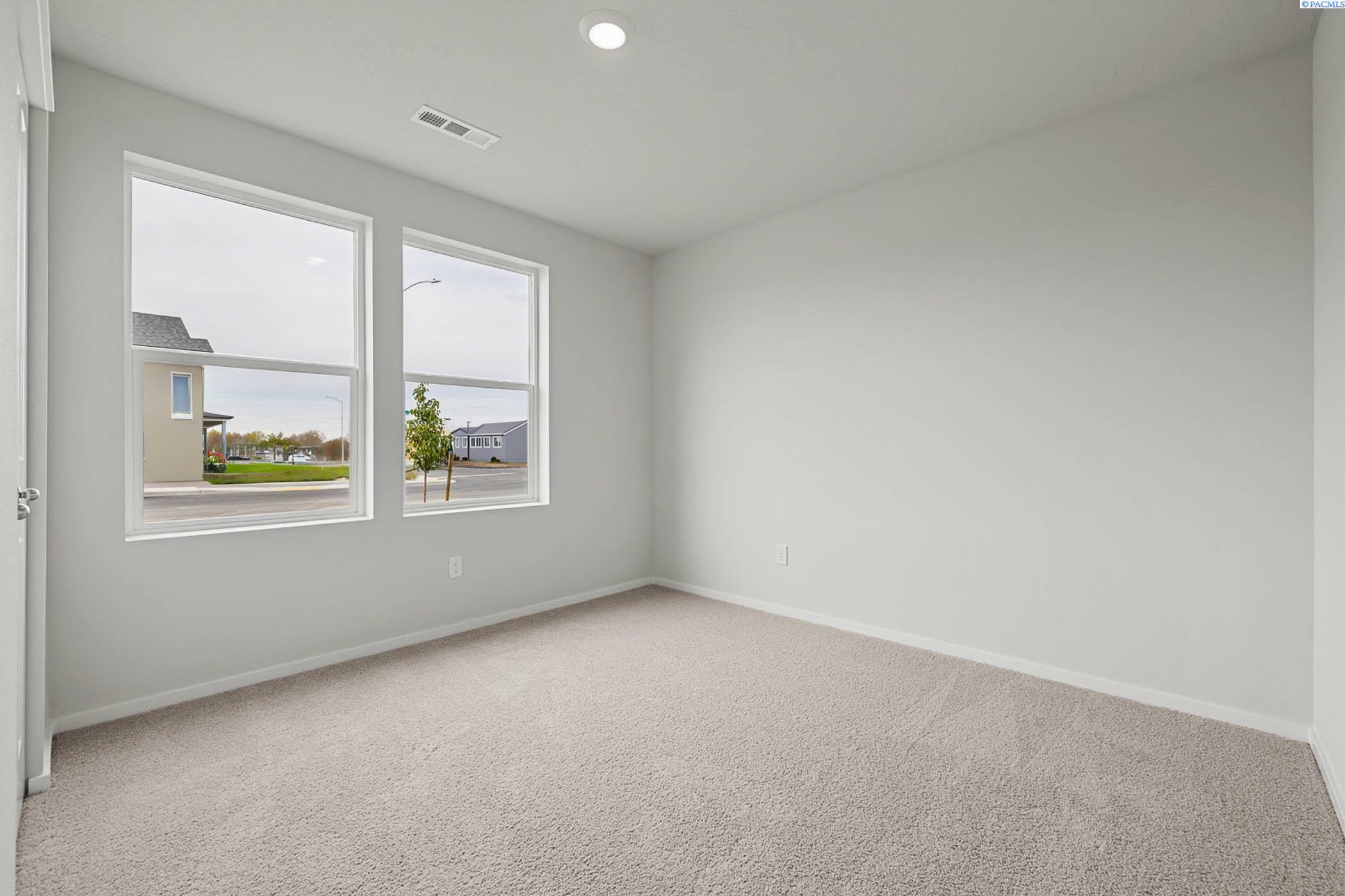 Property Photo:  11320 Nottingham Drive  WA 99301 