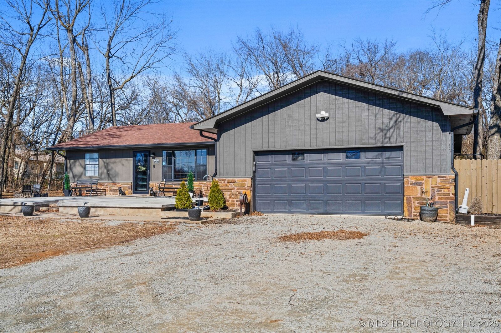 Property Photo: 419447 Texanna Road OK 74432