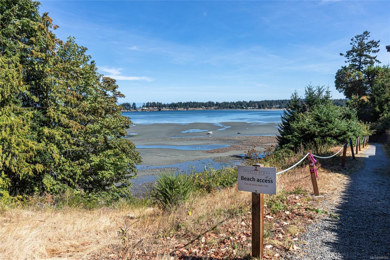 Property Photo:  1175 Resort Dr 3  BC V9P 2E3 