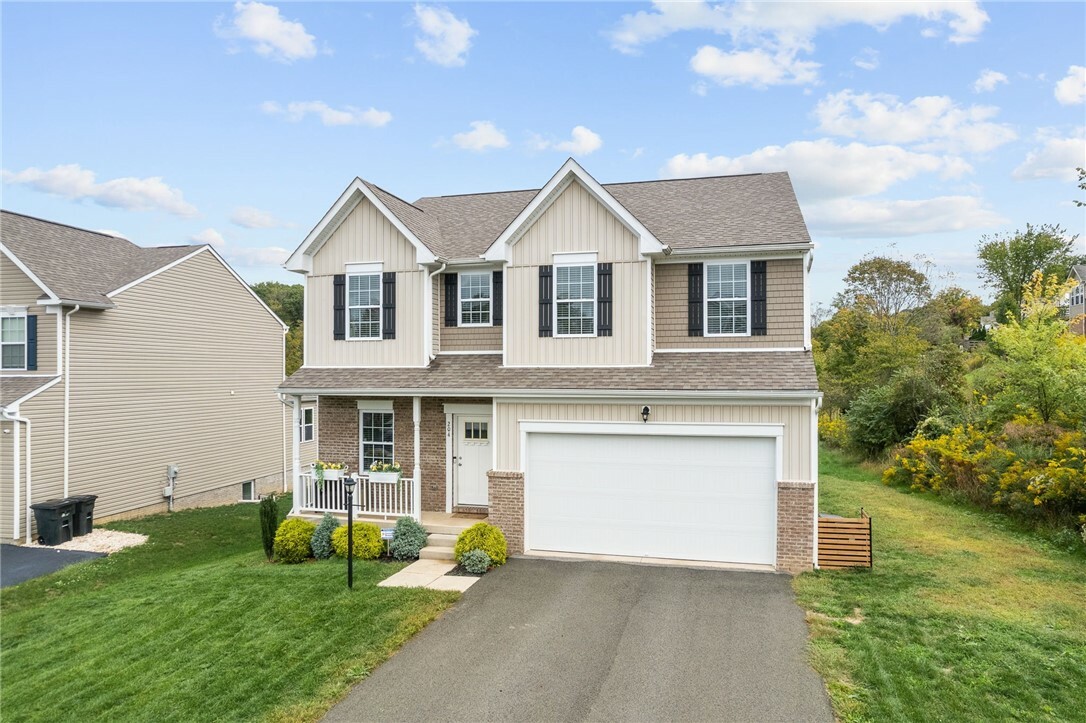 Property Photo:  204 Ridgecrest Ct  PA 15085 