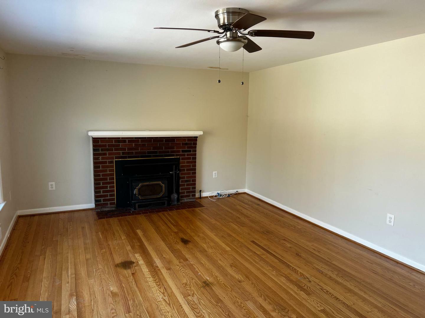 Property Photo:  7043 Calamo Street  VA 22150 