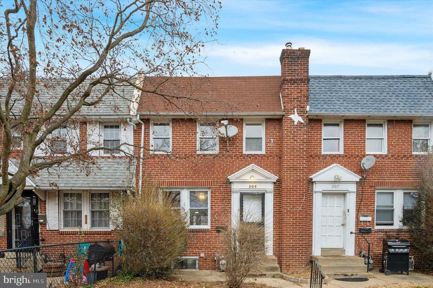 Property Photo:  205 Wynnewood Avenue  PA 19050 