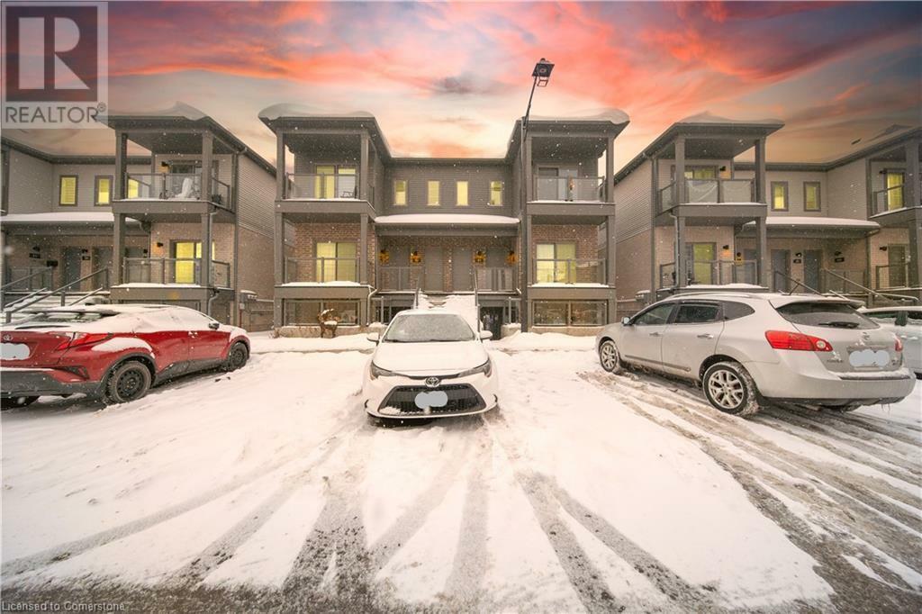 Property Photo: 205 West Oak Trail 49 ON N2R 0R9