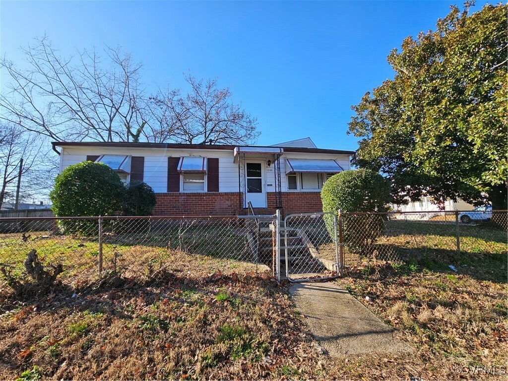 Property Photo:  1233 N 30th Street  VA 23223 