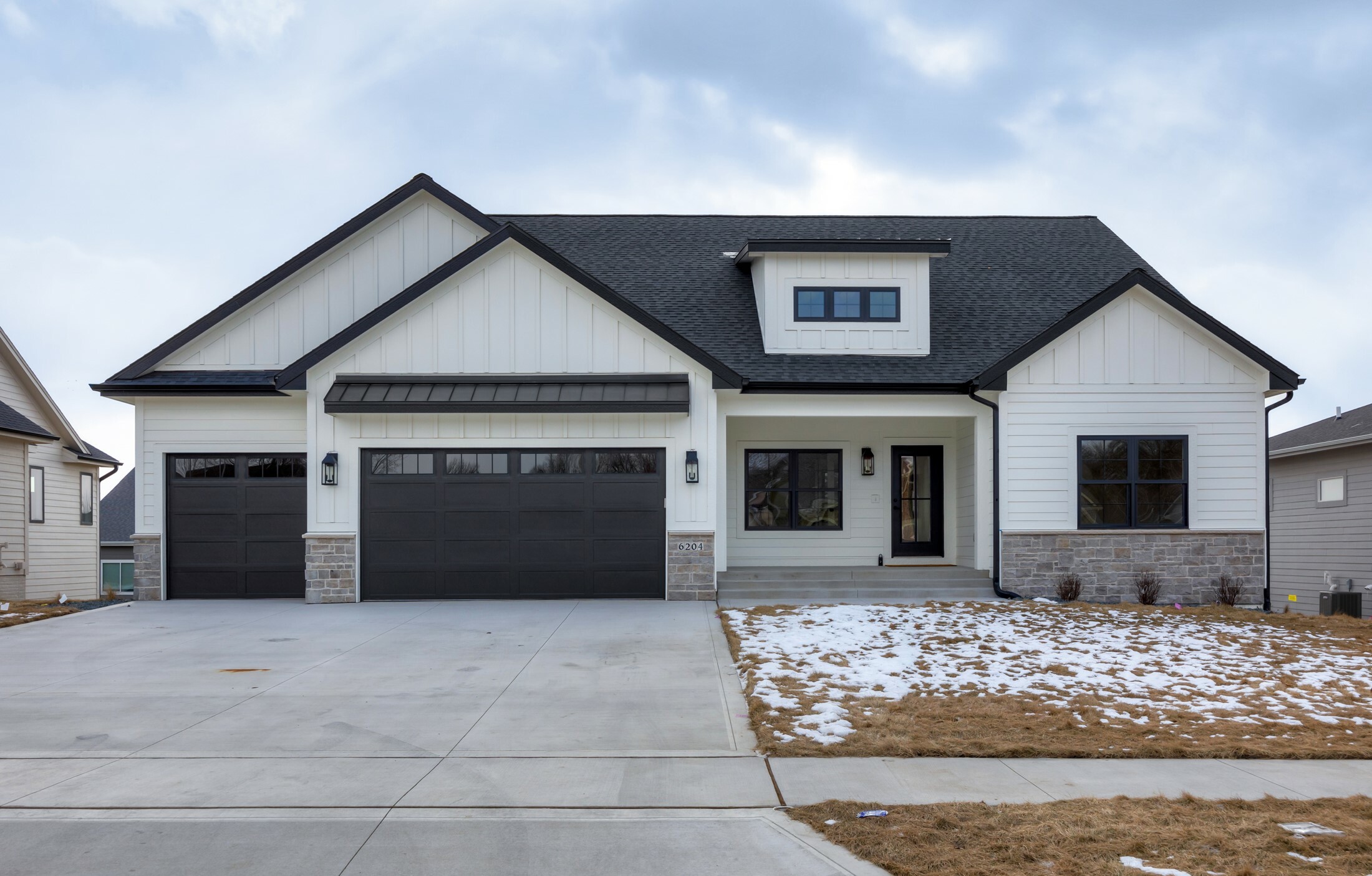 Property Photo:  6204 Aspen Drive  IA 50266 