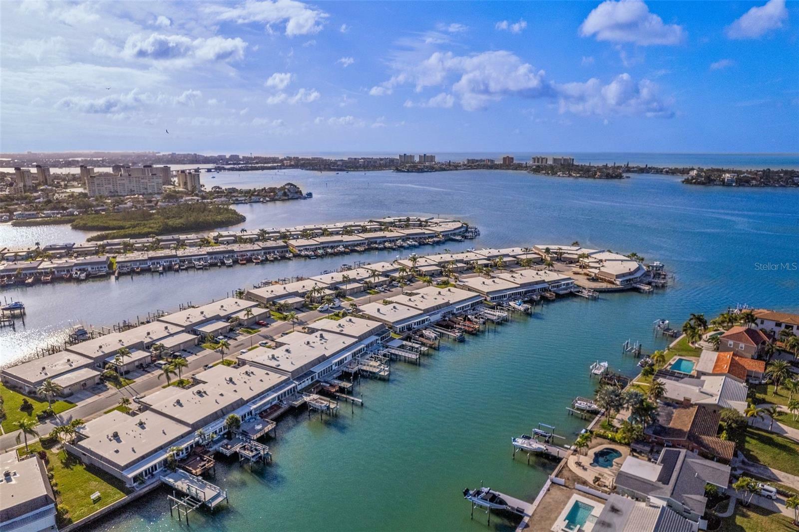 Property Photo:  407 Boca Ciega Point Boulevard N  FL 33708 