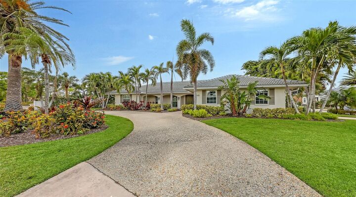 Property Photo: 605 Wild Turkey Lane FL 34236