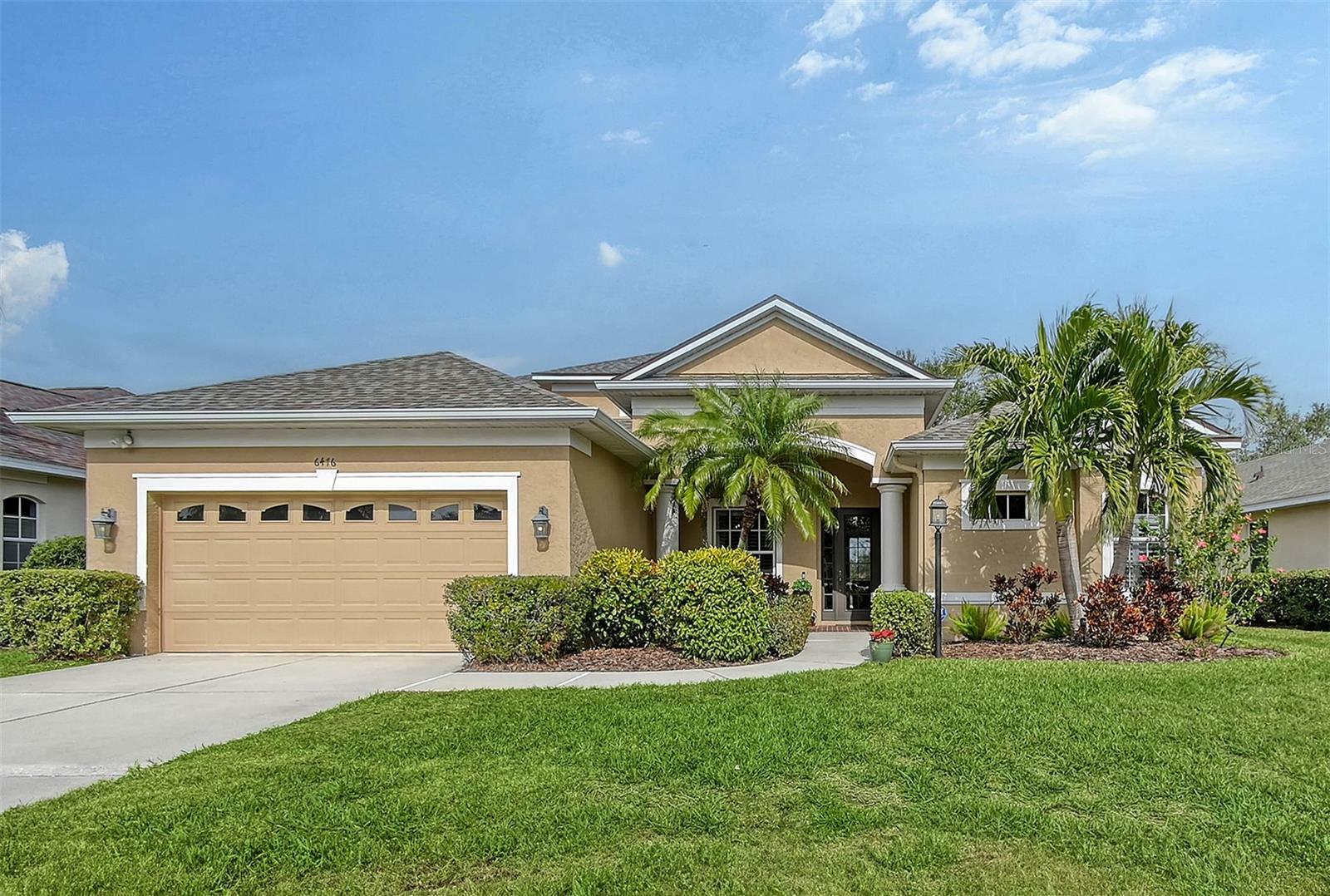 Property Photo:  6476 Royal Tern Circle  FL 34202 