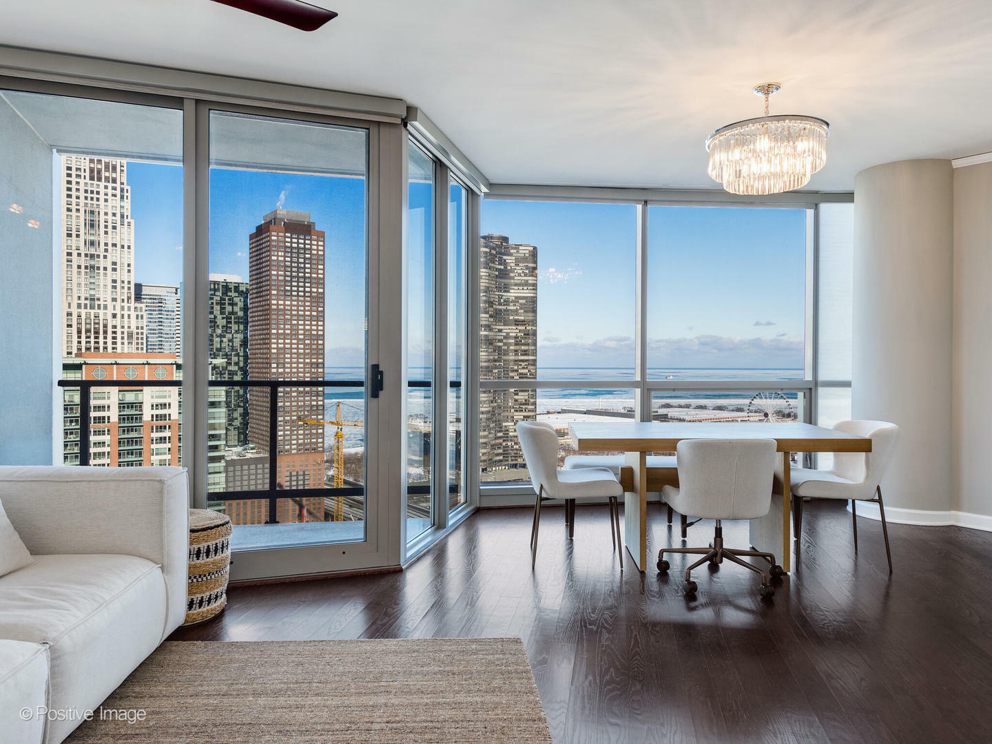 Property Photo: 420 E Waterside Drive 2812 IL 60601