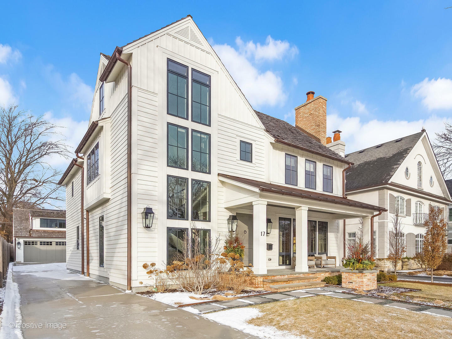 Property Photo: 17 Ulm Place IL 60521