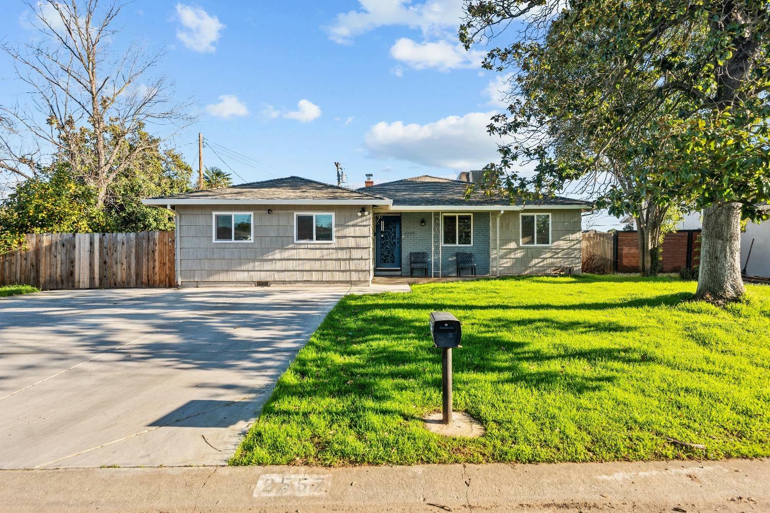 Property Photo:  2557 Vernaccia Circle  CA 95670 