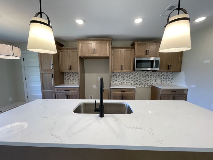 Property Photo:  975 Palmyra Rd  TN 37040 