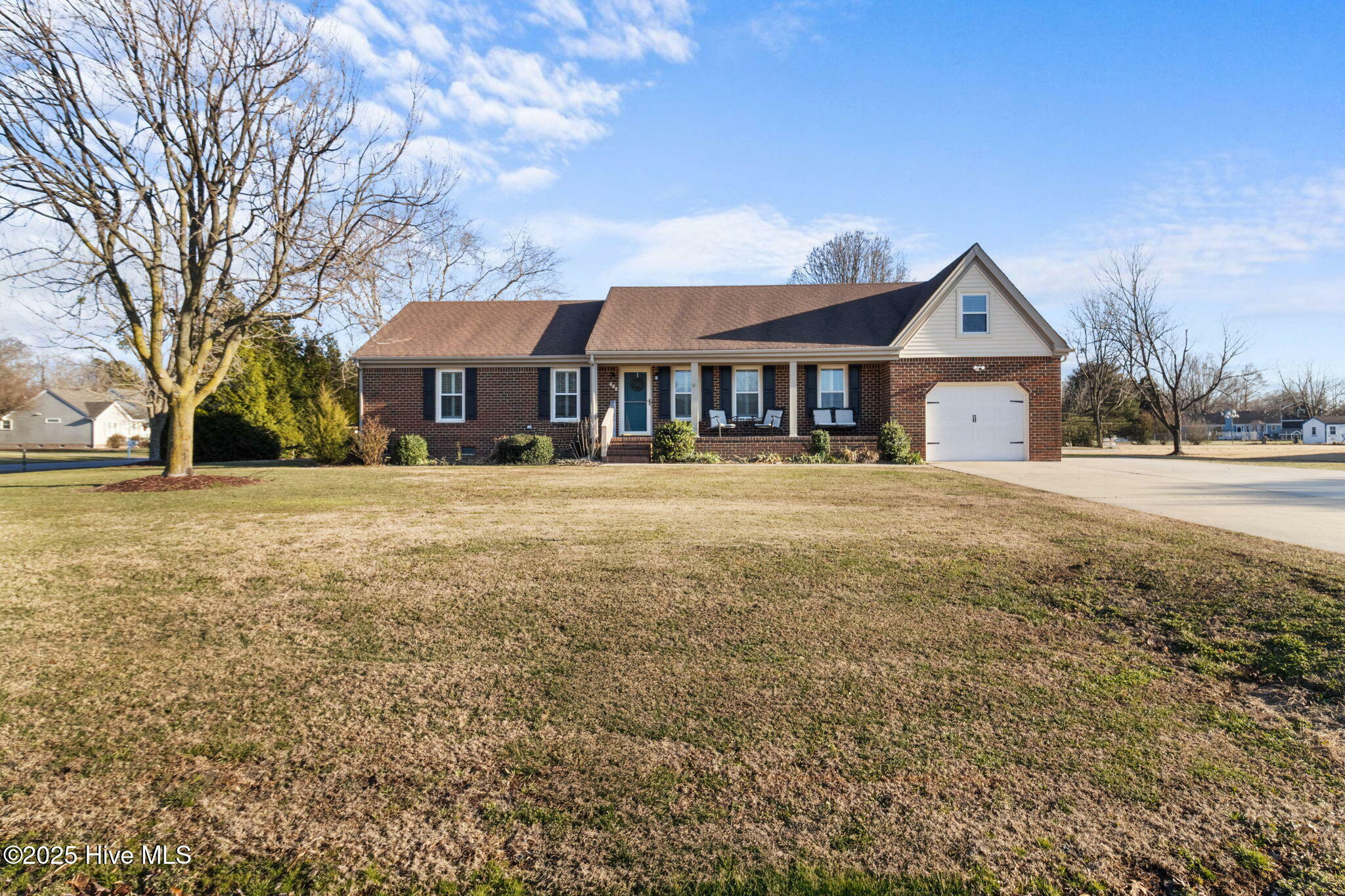 Property Photo:  112 Alder Lane  NC 27958 