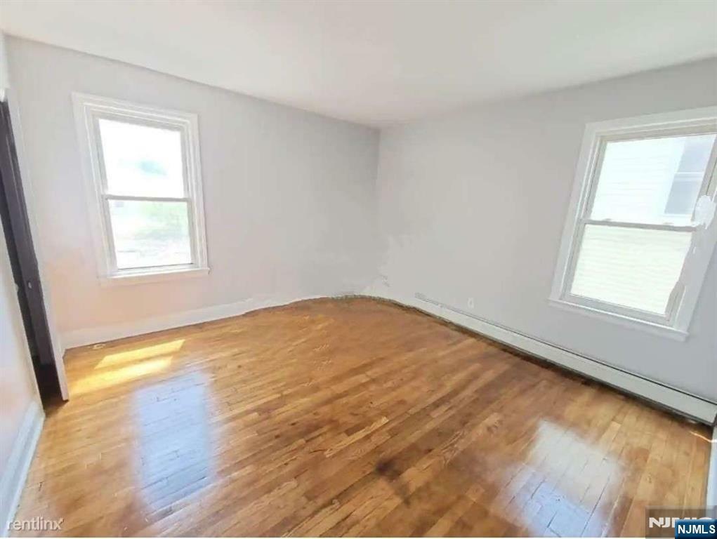 Property Photo:  334 Sanford Avenue  NJ 07106 