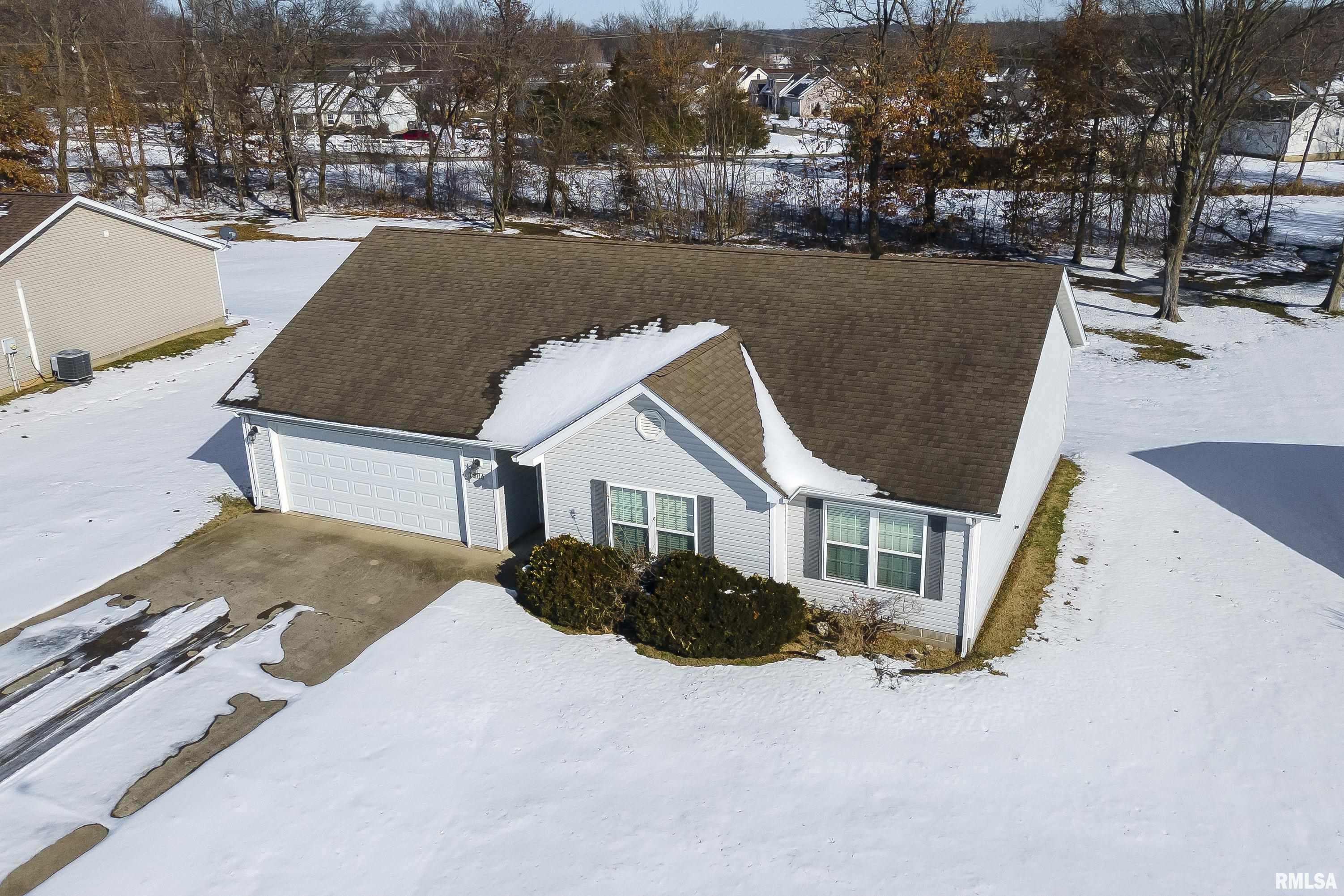Property Photo: 1506 Hawkeye Court IL 62918