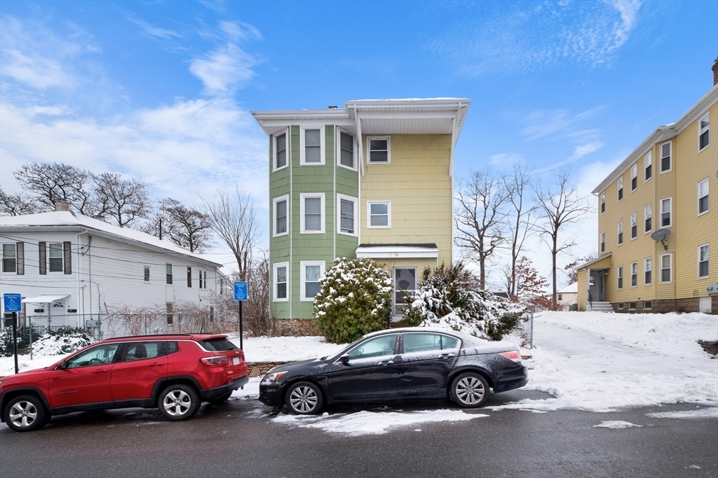 Property Photo:  15/15A King Philip Rd  MA 01606 