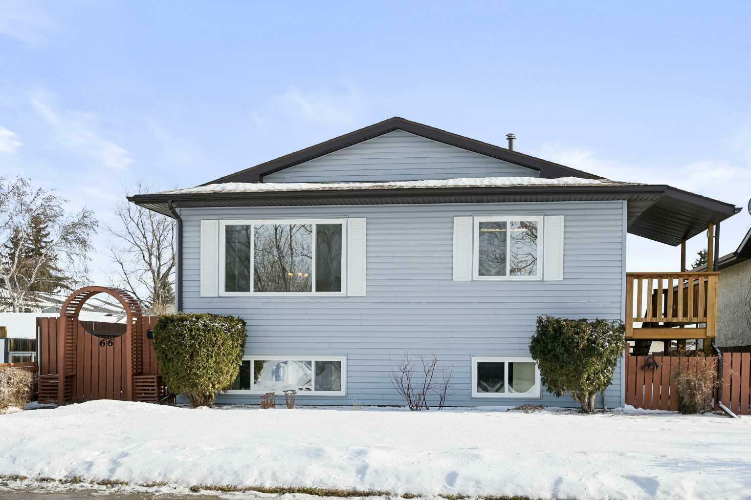 Property Photo:  66 Westview Crescent  AB T0M 0J0 