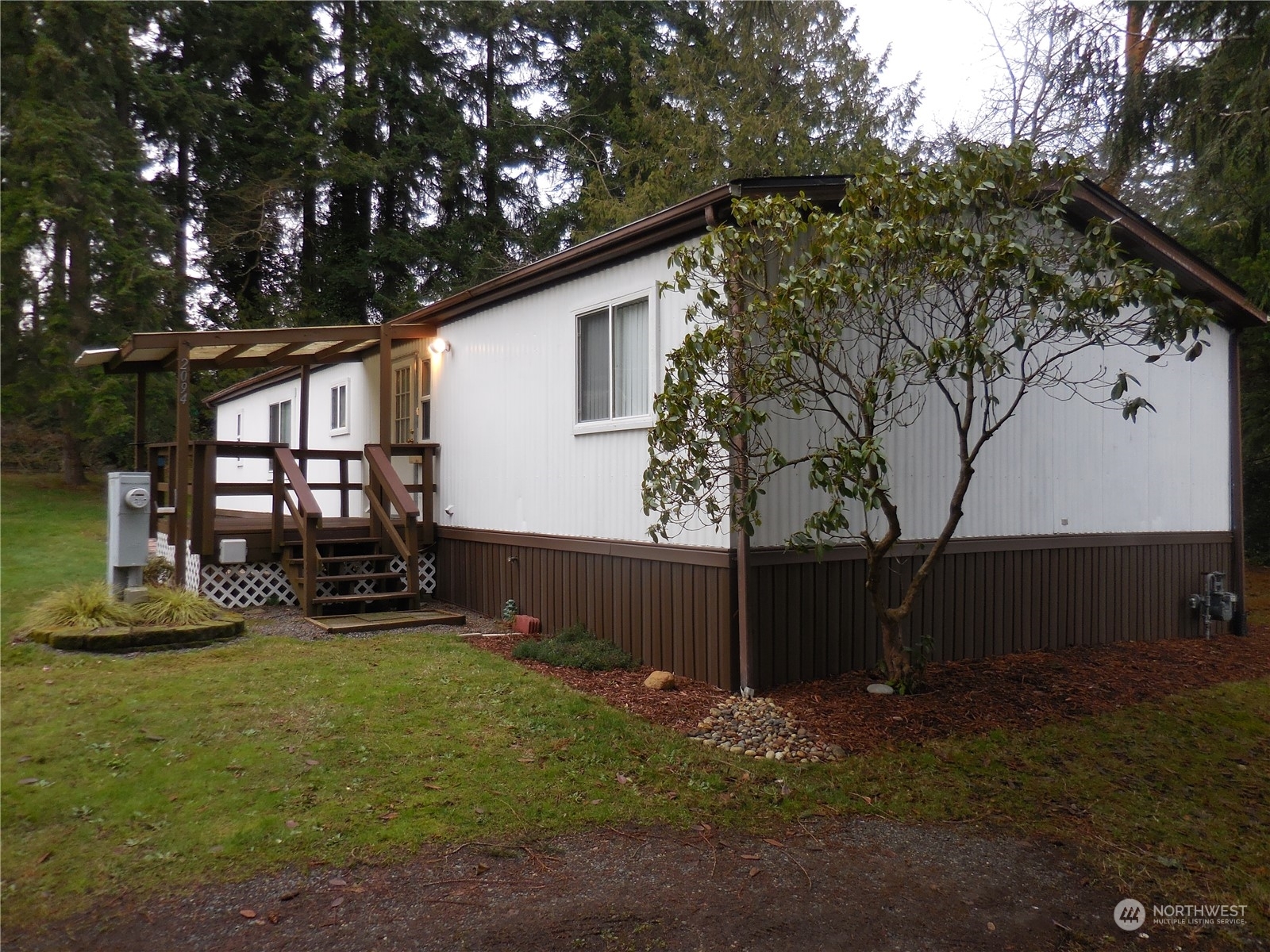 Property Photo: 2094 Cedar Street E WA 98366