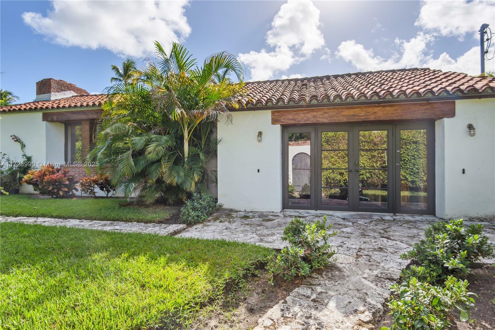 Property Photo:  6350 Pine Tree Dr  FL 33141 