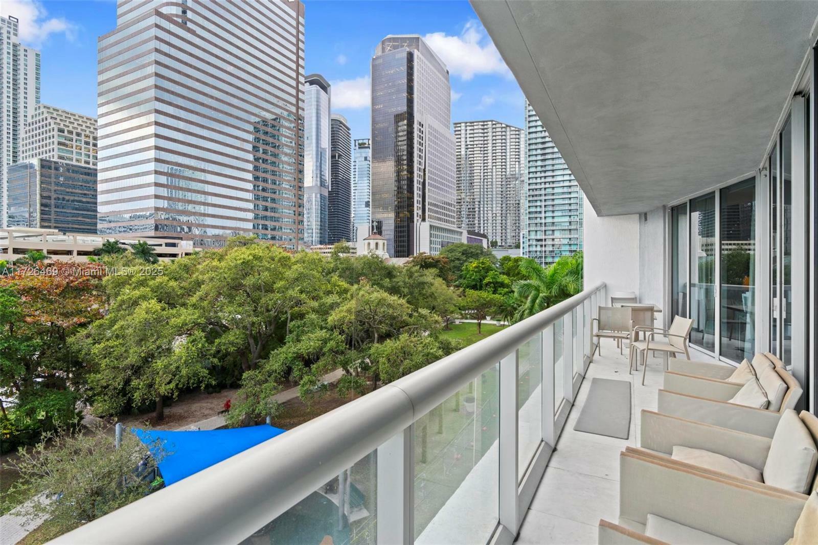 Property Photo:  495 Brickell Ave 501  FL 33131 