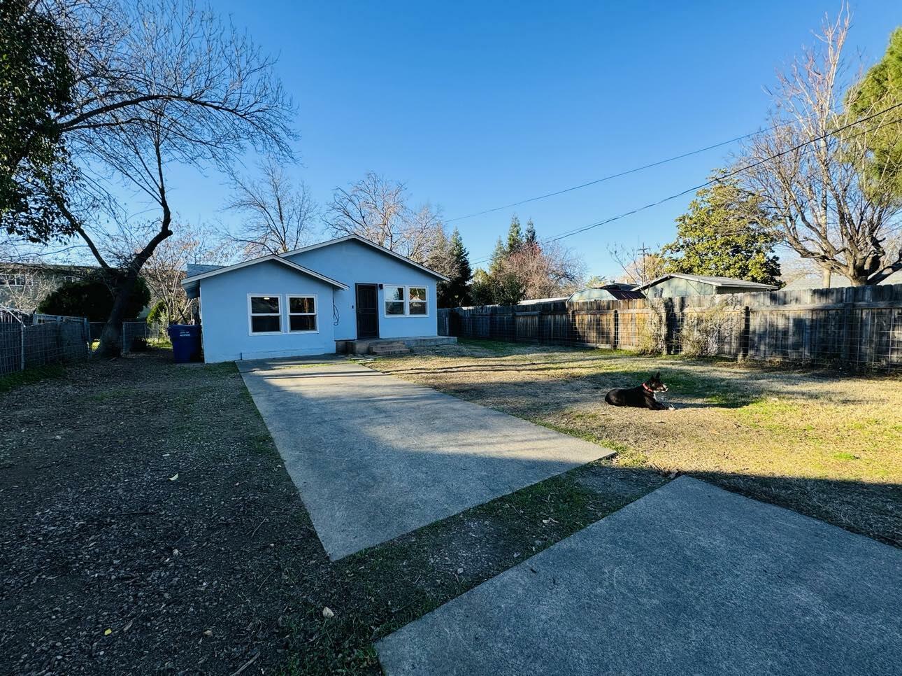 Property Photo:  2122 Grape Avenue  CA 96001 