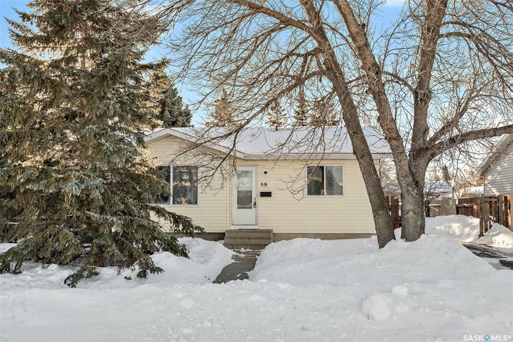 Property Photo:  59 McCully Crescent  SK S7L 5L8 