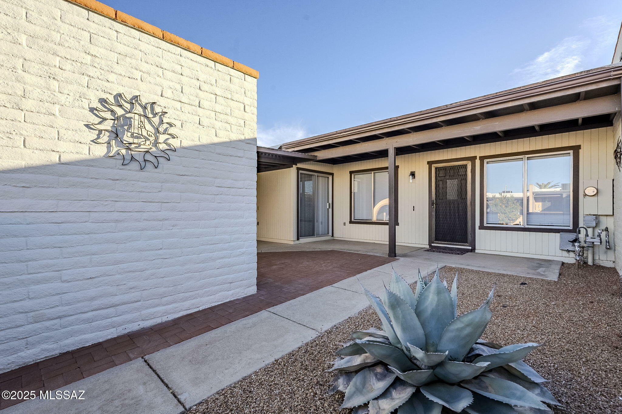 Property Photo:  1419 W Placita Apache  AZ 85622 