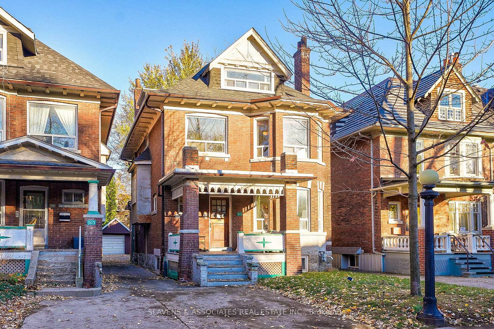 501 Palmerston Blvd  Toronto ON M6G 2P2 photo