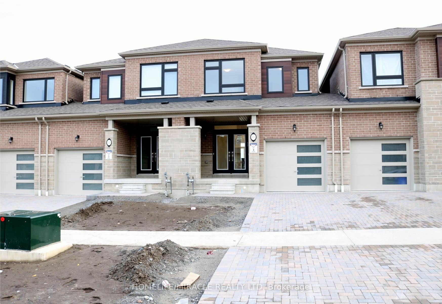 Property Photo:  1213 Rexton Dr  ON L1L 0T3 