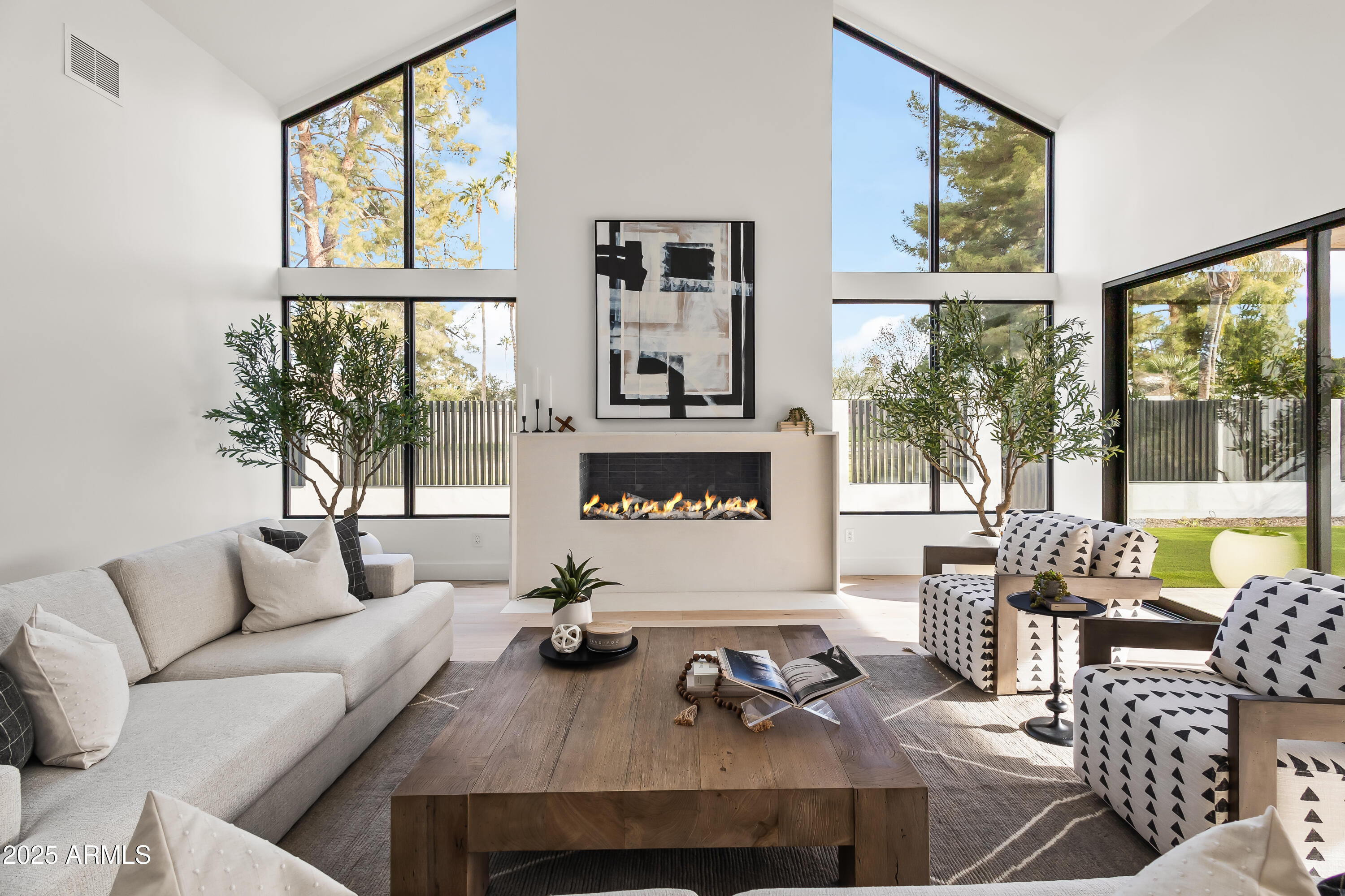 8255 E Morgan Trail  Scottsdale AZ 85258 photo