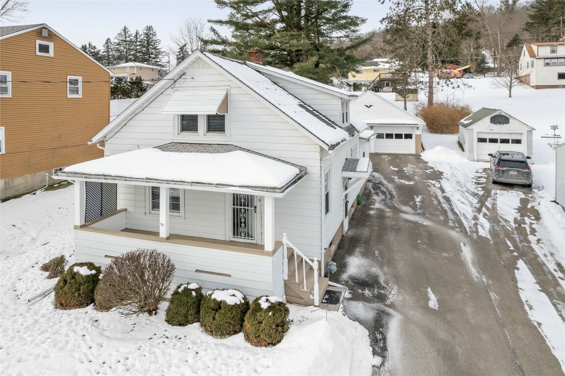 Property Photo:  527 Nelson Road  NY 13790 