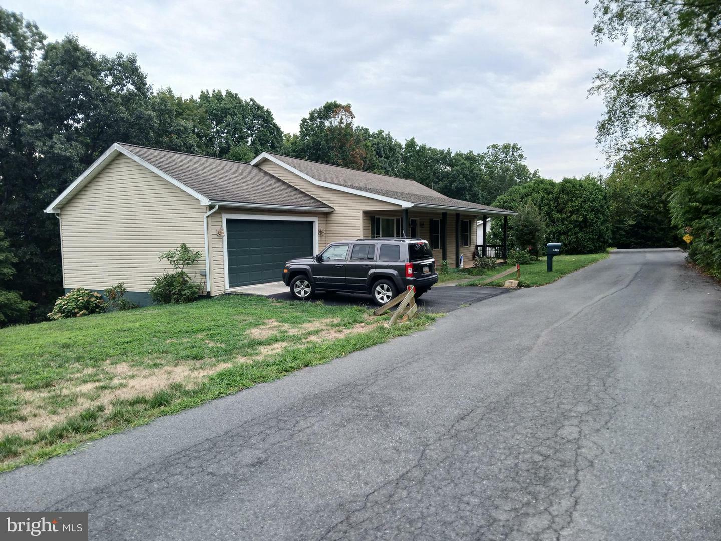 Property Photo:  433 Ashland Avenue  WV 26753 