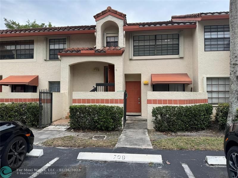 Property Photo:  710 Congressional Way 710  FL 33442 