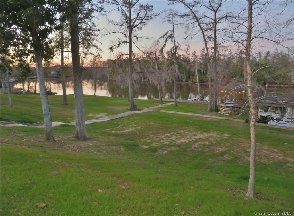 Property Photo:  1024 Hollis Road  LA 70669 