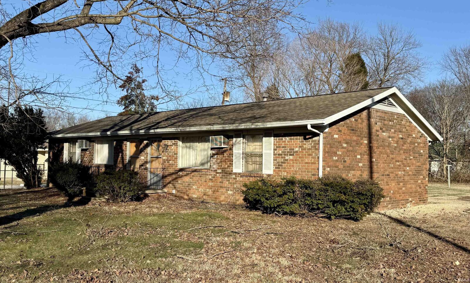 Property Photo:  220 S 4th Street  IN 47610 