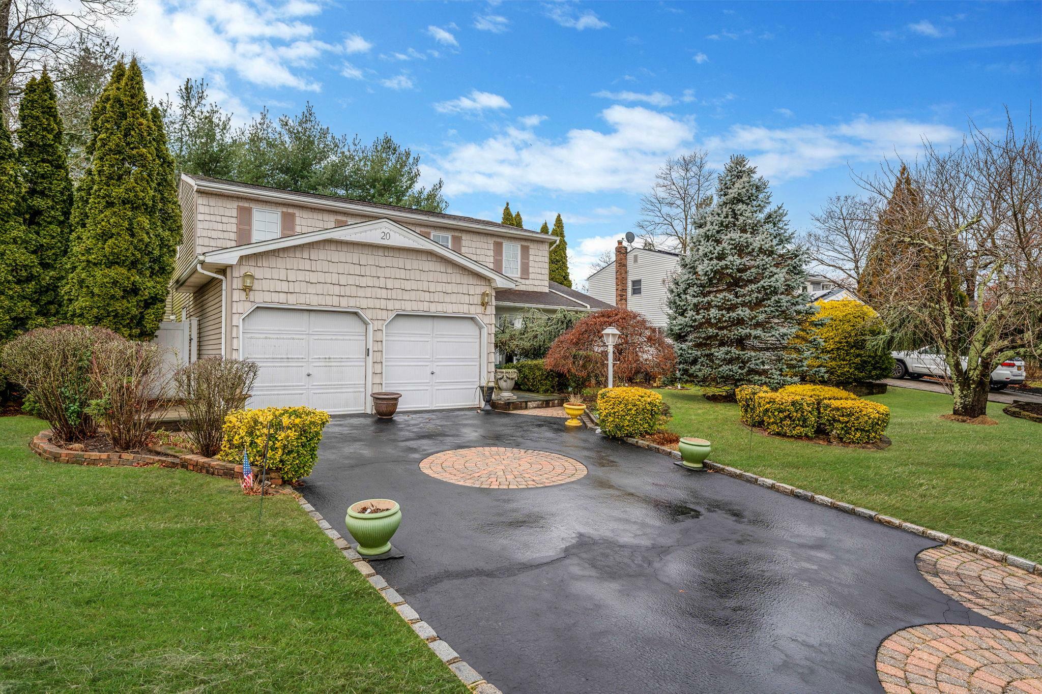 Property Photo:  20 Lowery Avenue  NY 11755 