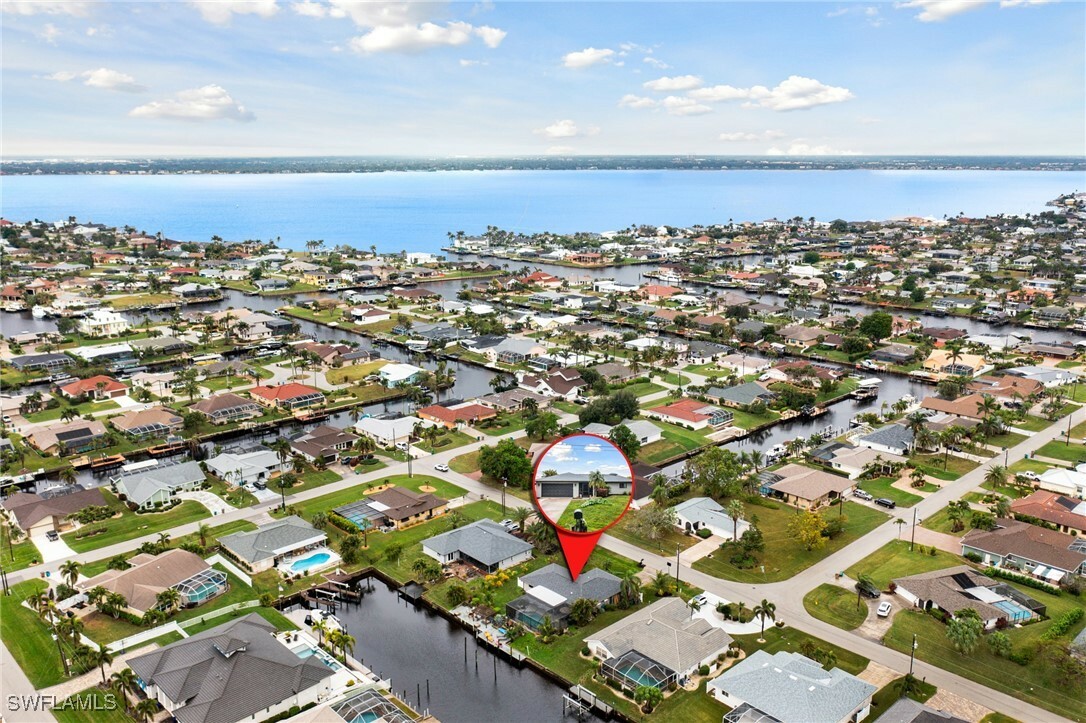 Property Photo: 2003 SE 26th Terrace FL 33904