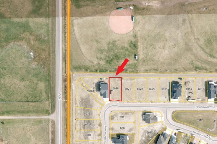 Property Photo: 6926 Meadowview Drive AB T0C 2L1