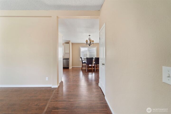 Property Photo:  1303  Craig Street W  WA 98837 