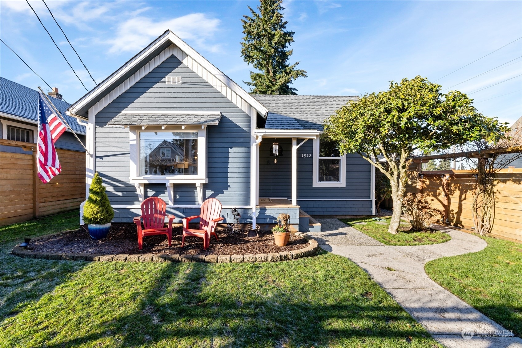 Property Photo:  1912 N Proctor Street  WA 98406 